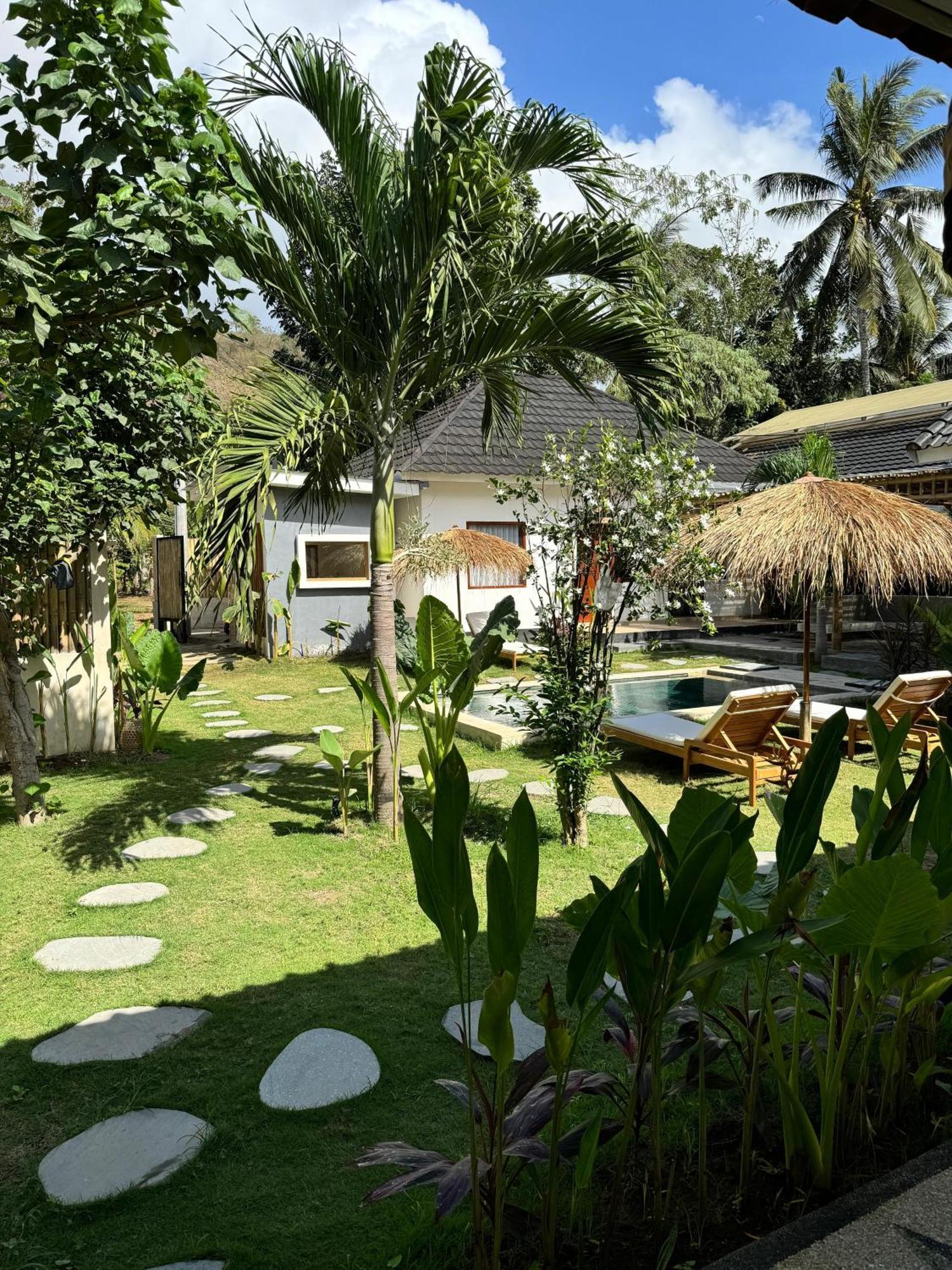 Отель Masaya Retreat Lombok Kuta  Экстерьер фото