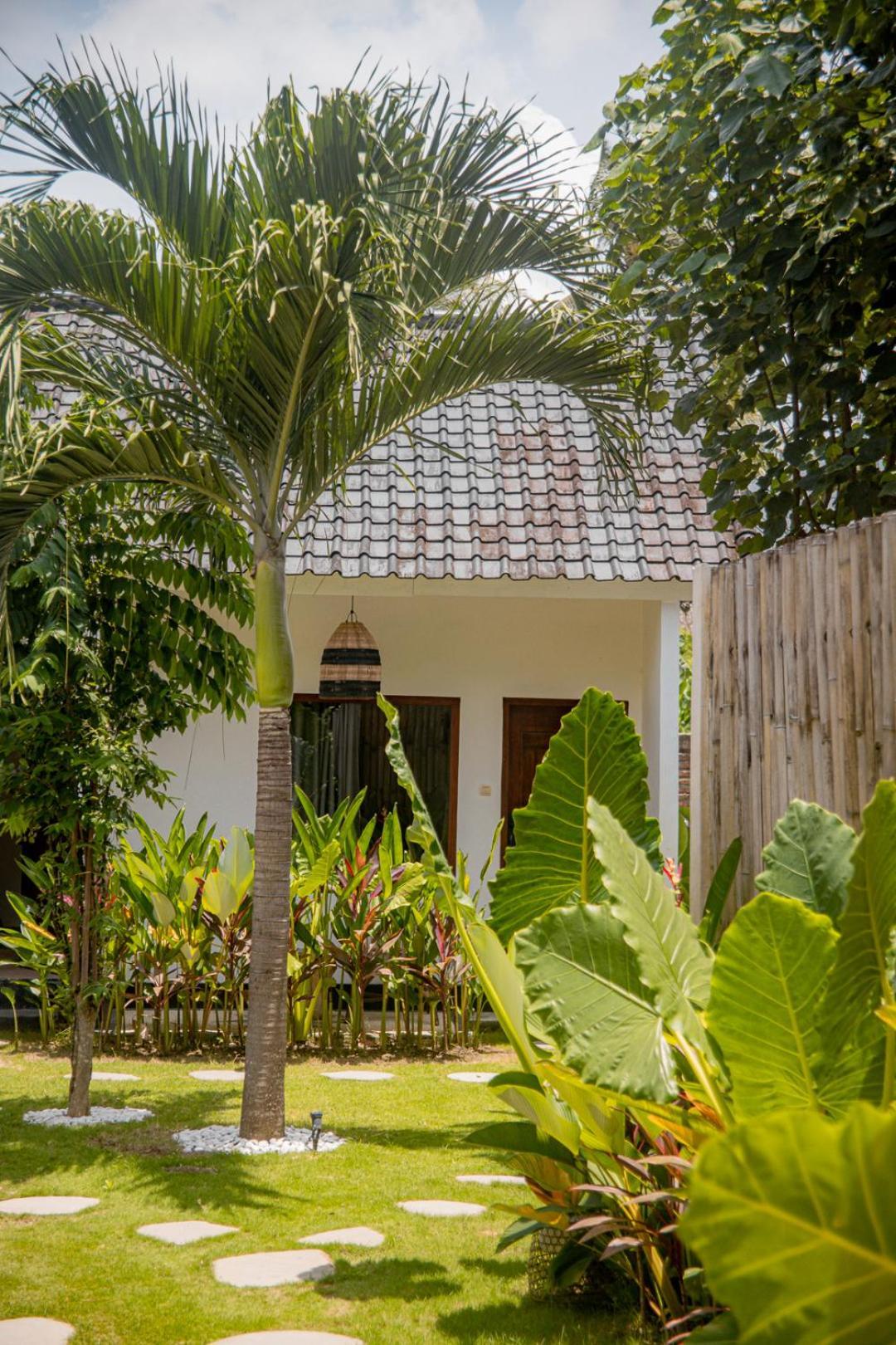 Отель Masaya Retreat Lombok Kuta  Экстерьер фото